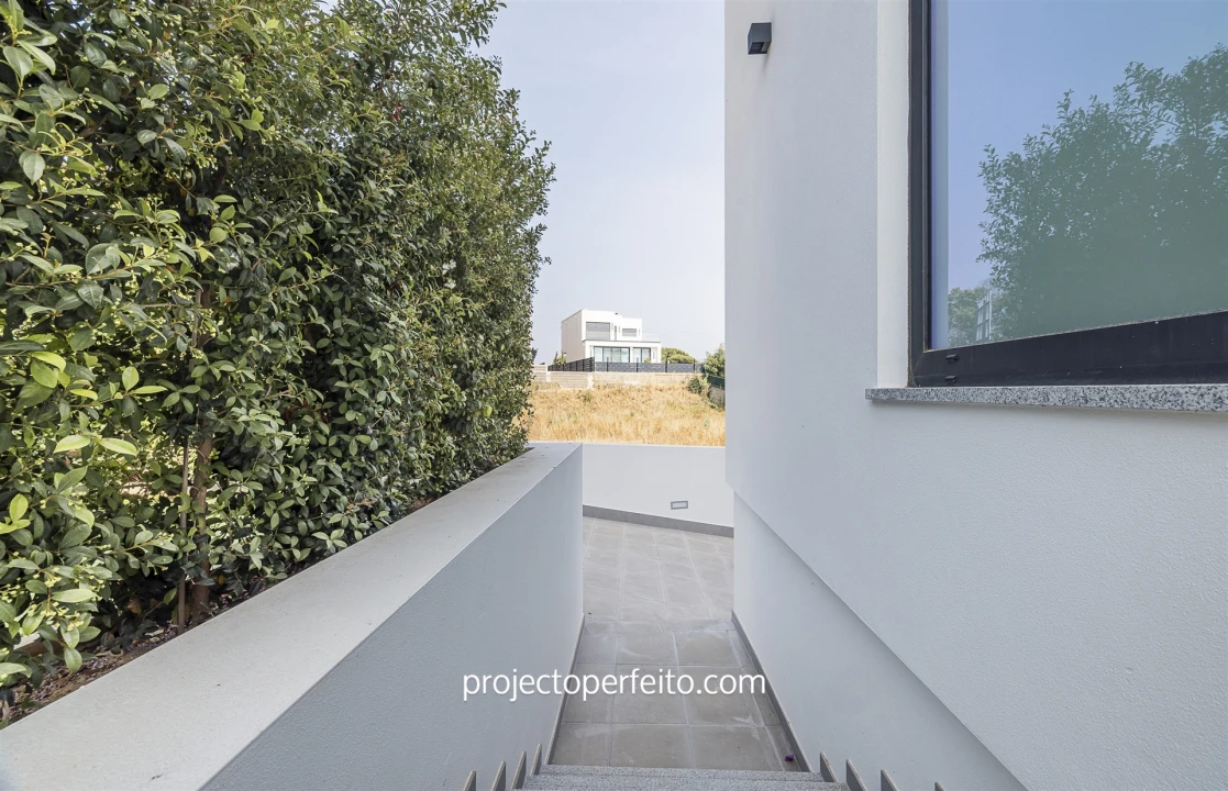 Moradia T4 para Venda em Albufeira e Olhos de Água Foto 25