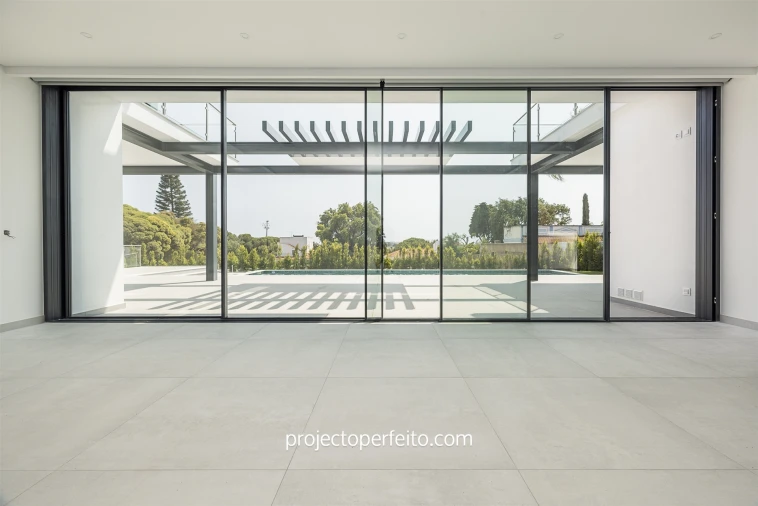 Moradia T4 para Venda em Albufeira e Olhos de Água Foto 14