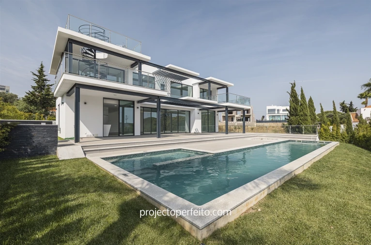Moradia T4 para Venda em Albufeira e Olhos de Água Foto 5