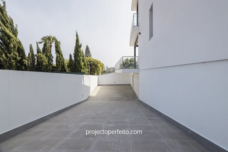 Moradia T4 para Venda em Albufeira e Olhos de Água Foto 26