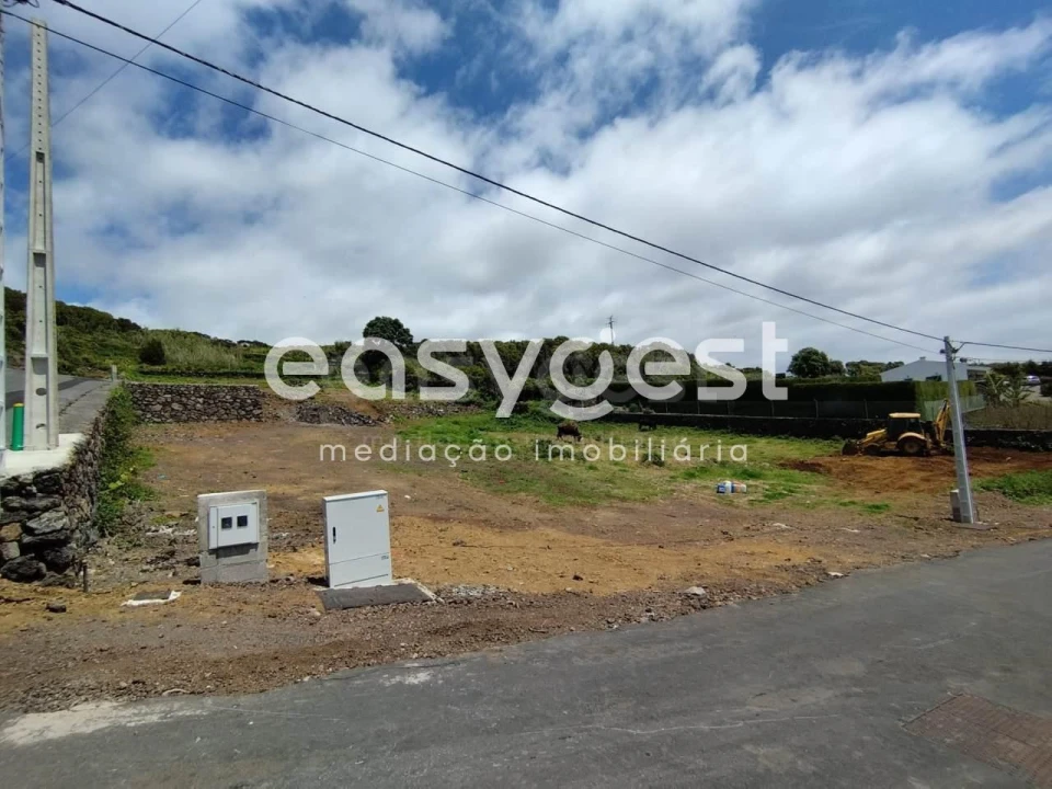 Terreno para Venda em Feteira Foto 4