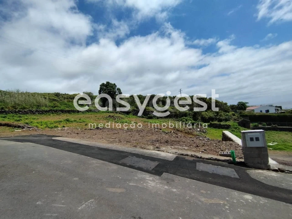 Terreno para Venda em Feteira Foto 18