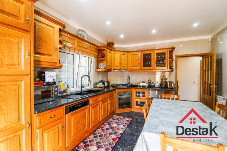 Moradia T5 para Venda em São Pedro do Sul, Várzea e Baiões Foto 7