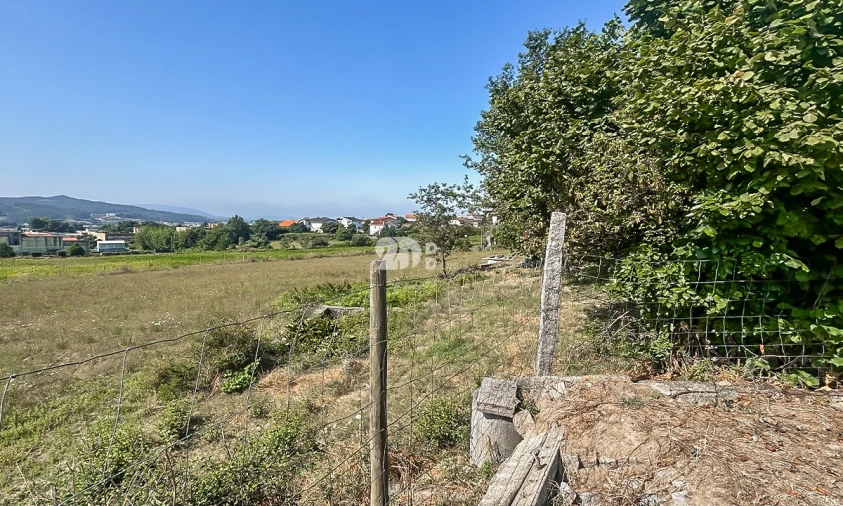 Terreno para Venda em Joane Foto 2