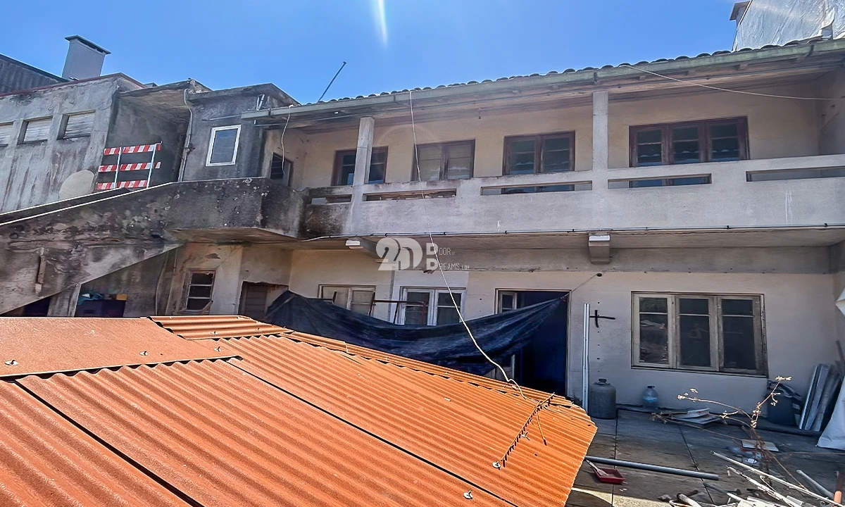 Prédio para Venda em Antas e Abade de Vermoim Foto 1