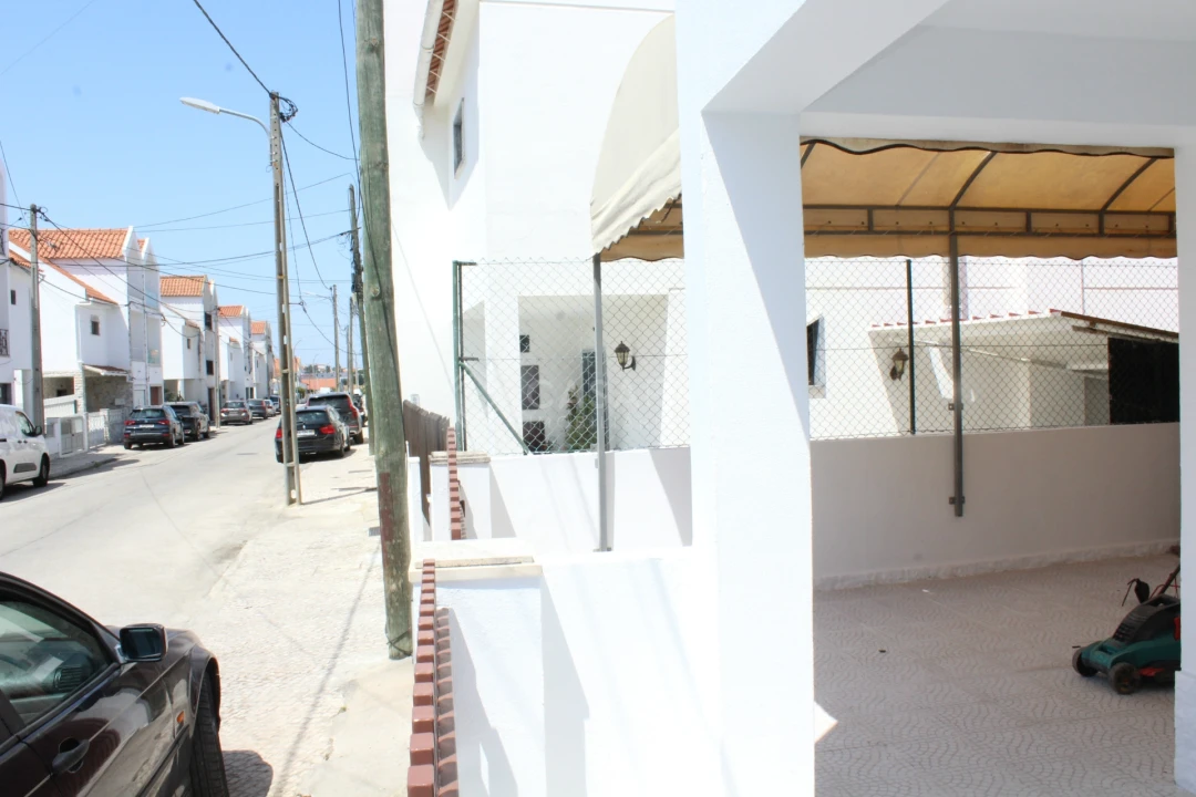 Moradia T3 para Arrendamento em Alcochete Foto 29