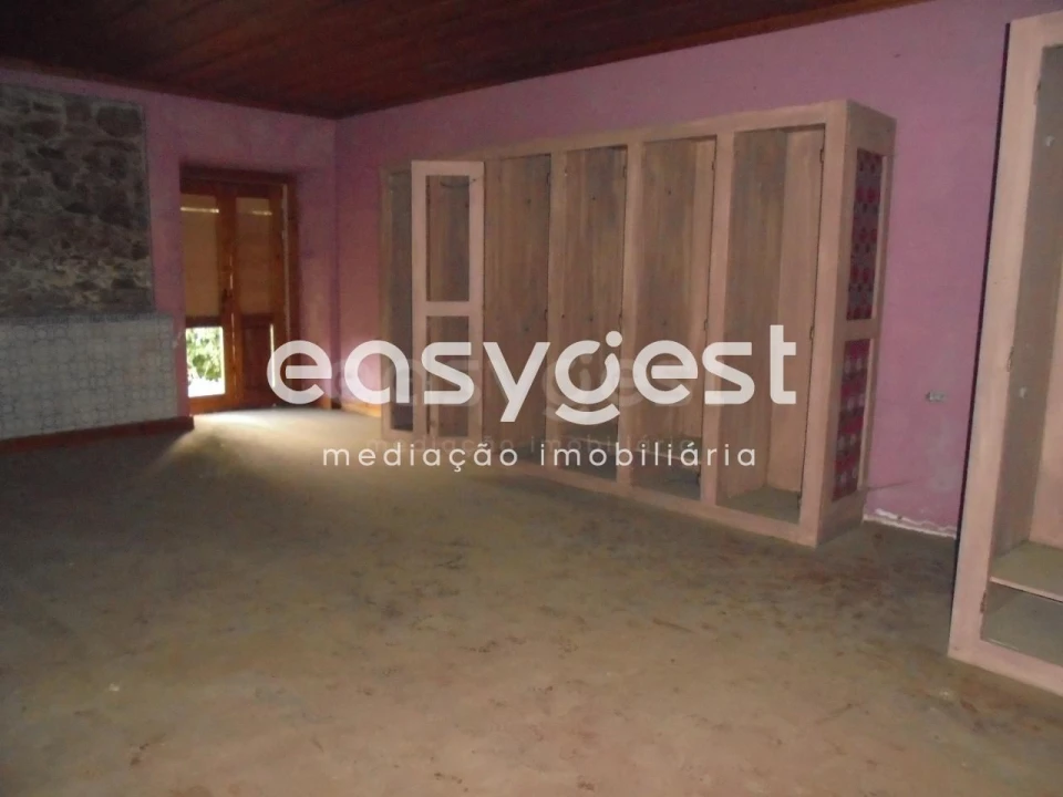 Moradia T6 para Venda em Santa Margarida da Coutada Foto 27