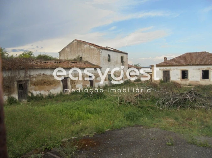 Moradia T6 para Venda em Santa Margarida da Coutada Foto 3