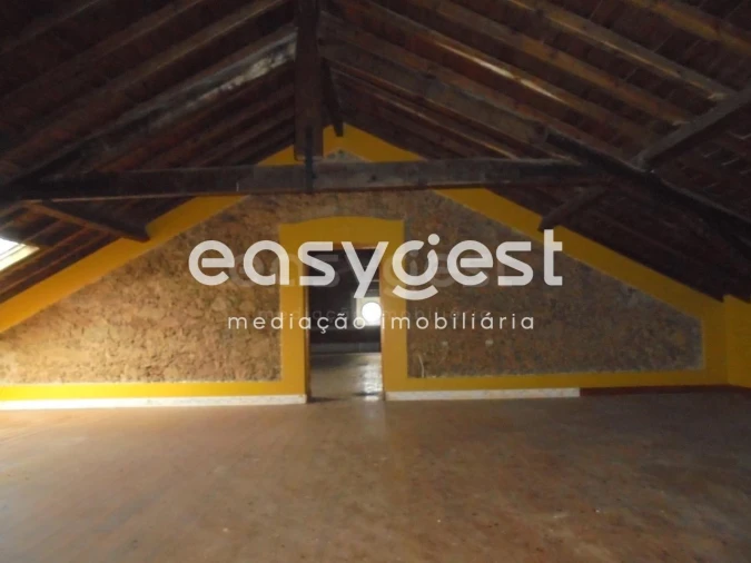 Moradia T6 para Venda em Santa Margarida da Coutada Foto 17