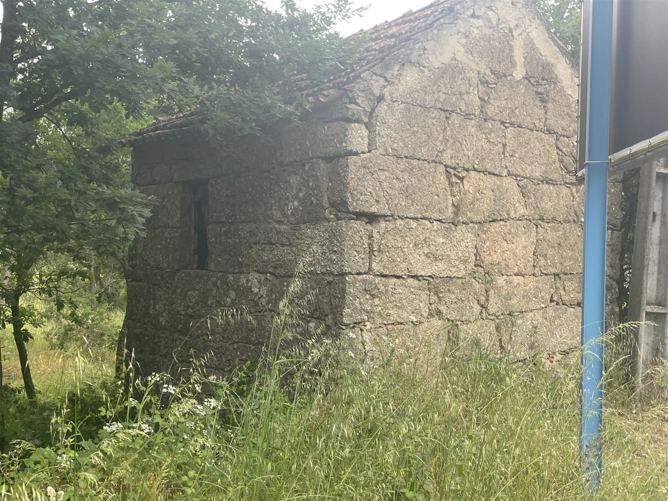 Terreno para Venda em Rio Torto e Lagarinhos Foto 2
