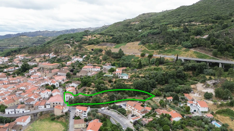 Moradia T5 para Venda em Alpedrinha Foto 13