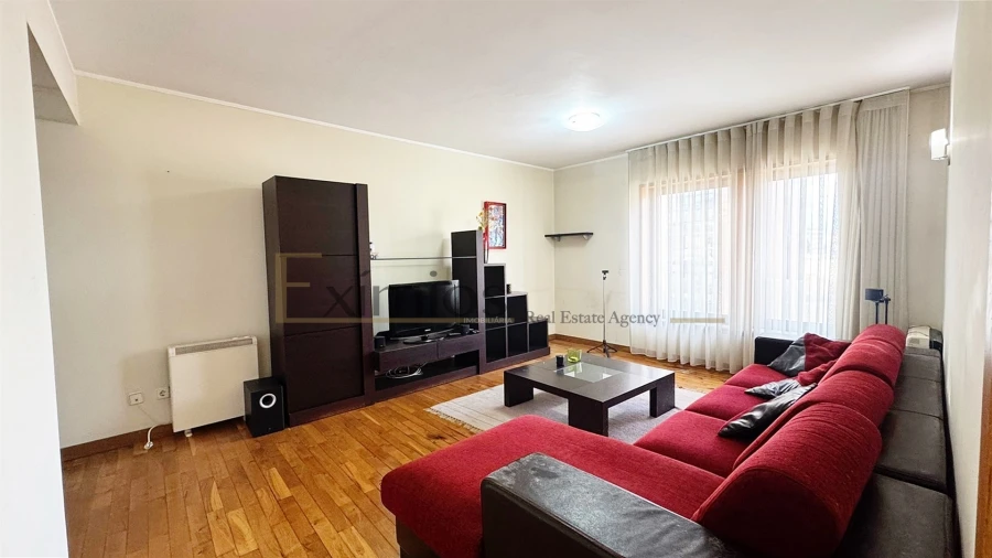 Apartamento T2 para Venda em Póvoa de Varzim, Beiriz e Argivai