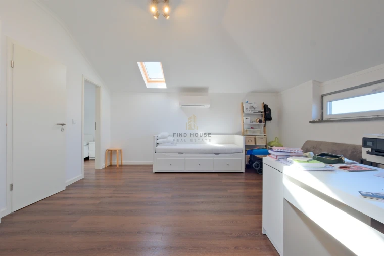 Moradia T5 para Venda em Algueirão-Mem Martins Foto 39