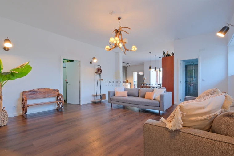 Moradia T5 para Venda em Algueirão-Mem Martins Foto 45