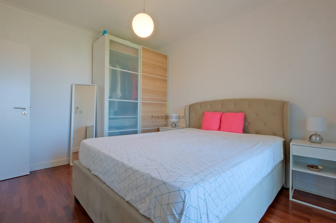 Moradia T5 para Venda em Algueirão-Mem Martins Foto 23