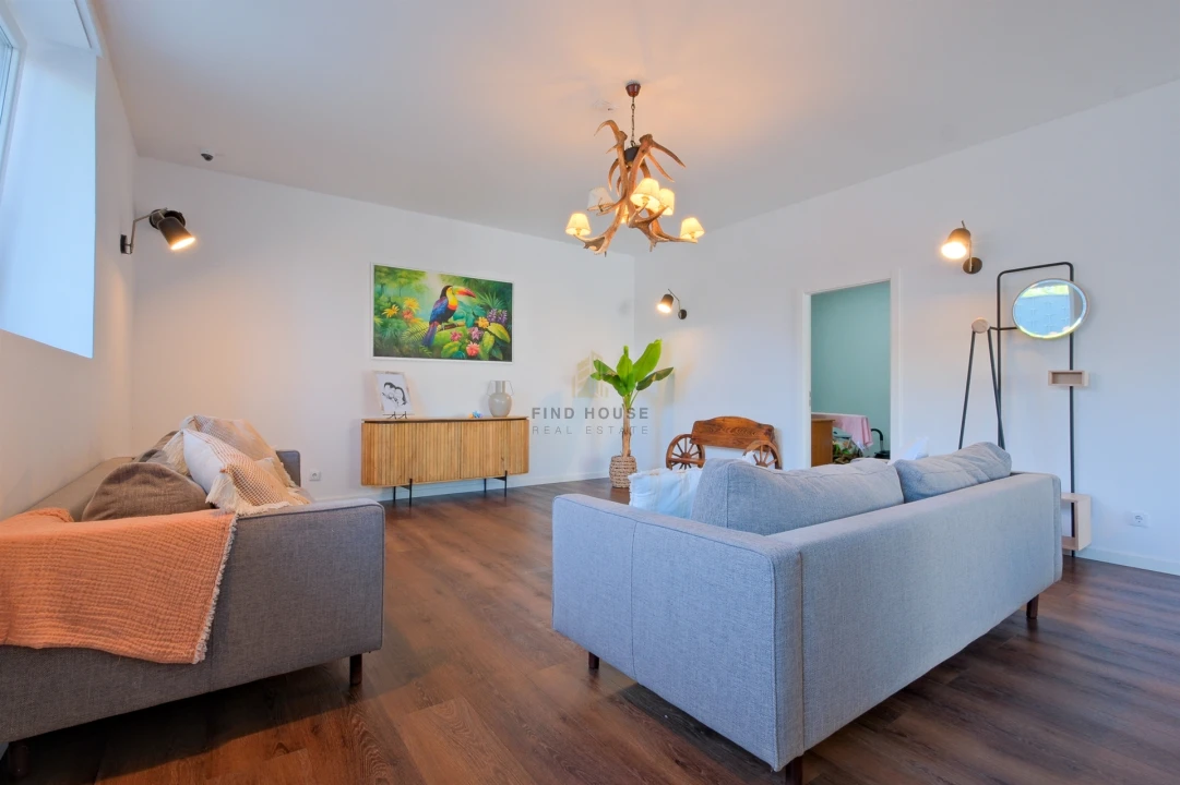 Moradia T5 para Venda em Algueirão-Mem Martins Foto 48