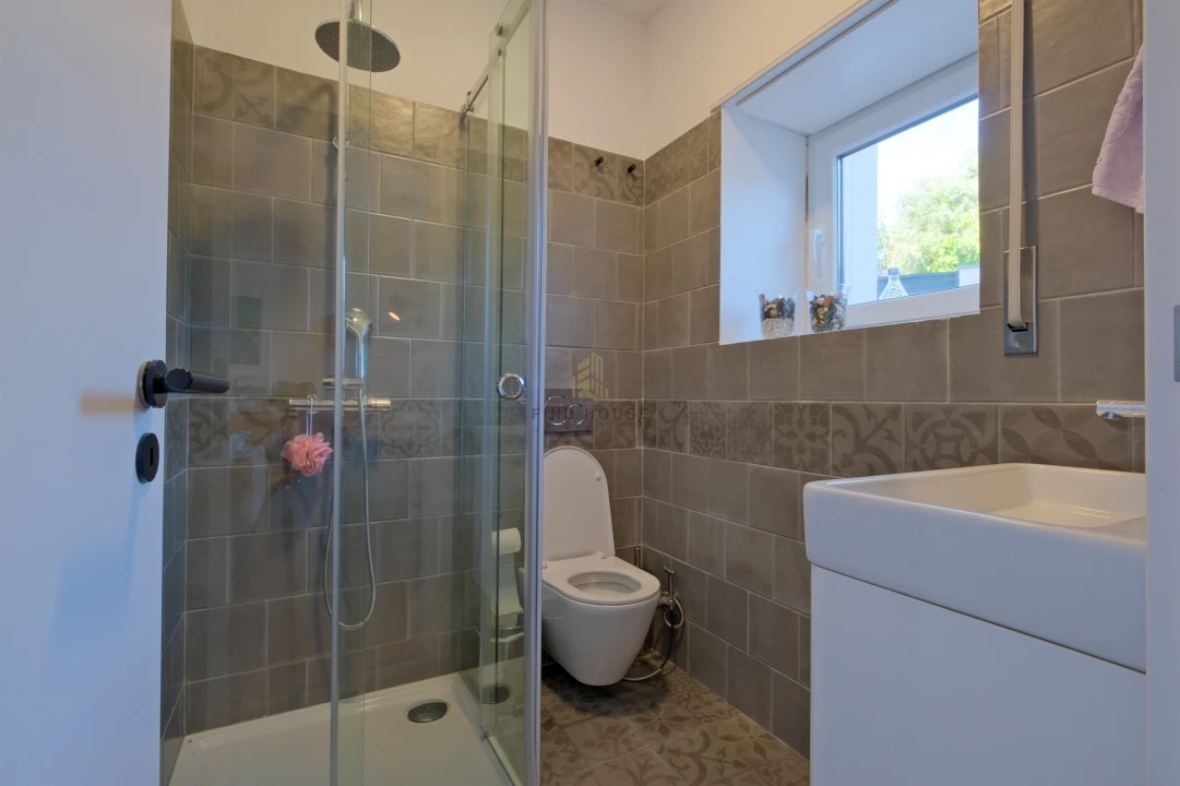 Moradia T5 para Venda em Algueirão-Mem Martins Foto 47