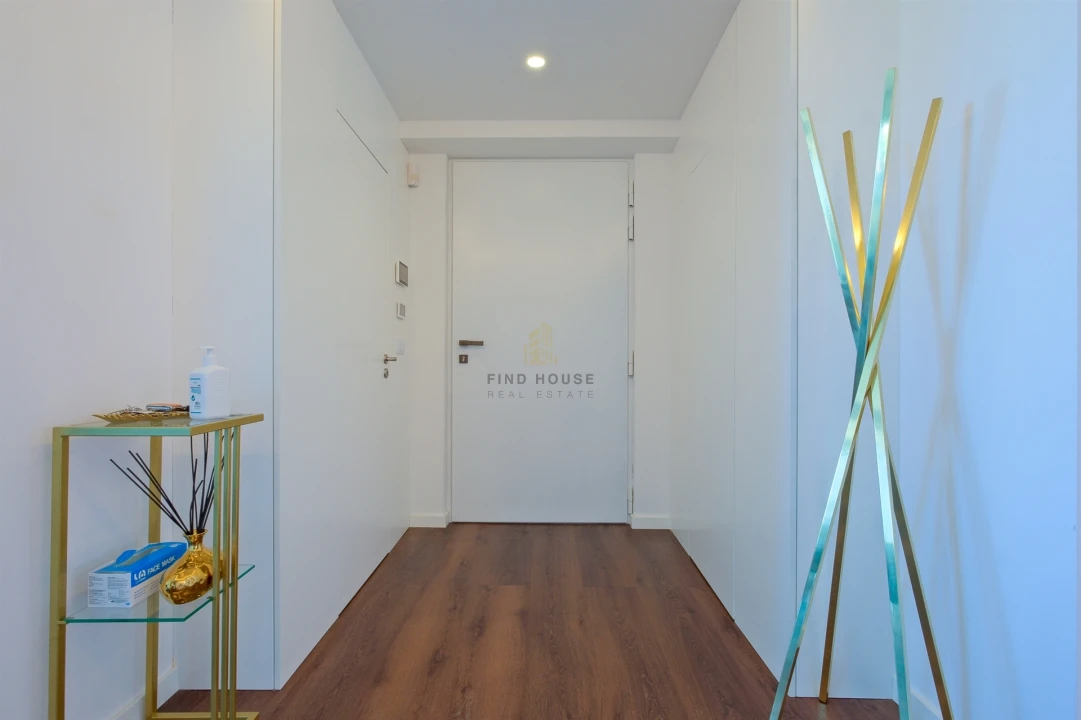 Moradia T5 para Venda em Algueirão-Mem Martins Foto 4