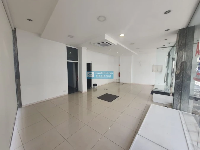 Loja para Arrendamento em Funchal (Se) Foto 4
