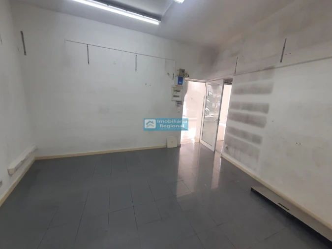 Loja para Arrendamento em Funchal (Se) Foto 10