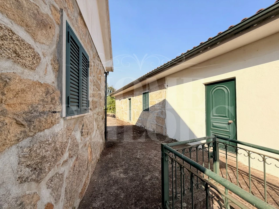 Moradia T3 para Venda em Vila Boa de Quires e Maureles Foto 23