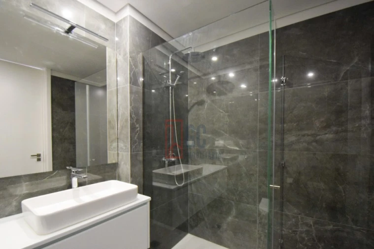 Moradia T3 para Venda em Oliveira do Douro Foto 26