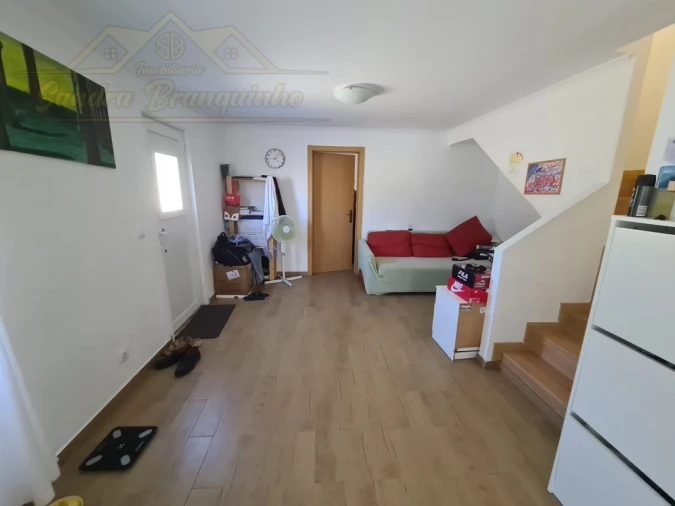 Moradia T2 para Venda em Santa Maria, São Pedro e Matacães Foto 23