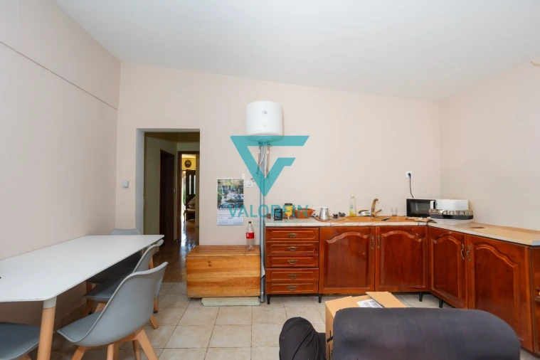 Moradia T5 para Venda em Carnide Foto 12