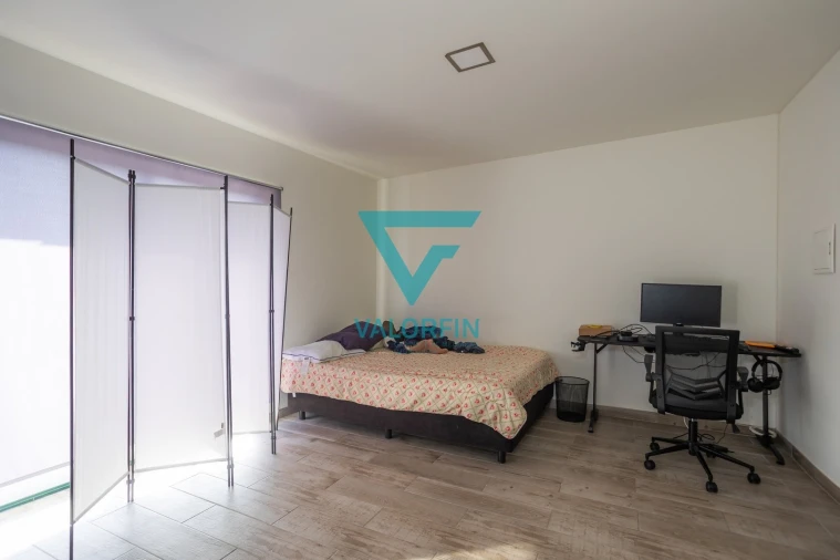 Moradia T5 para Venda em Carnide Foto 8