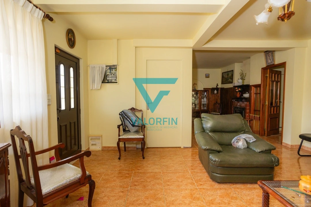 Moradia T5 para Venda em Carnide Foto 19