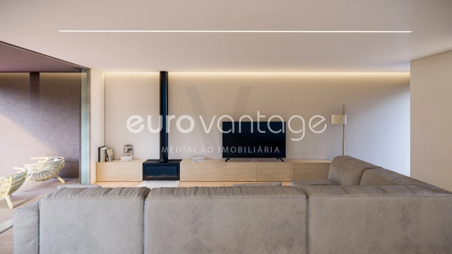 Moradia T4 para Venda em Santiago da Guarda Foto 10