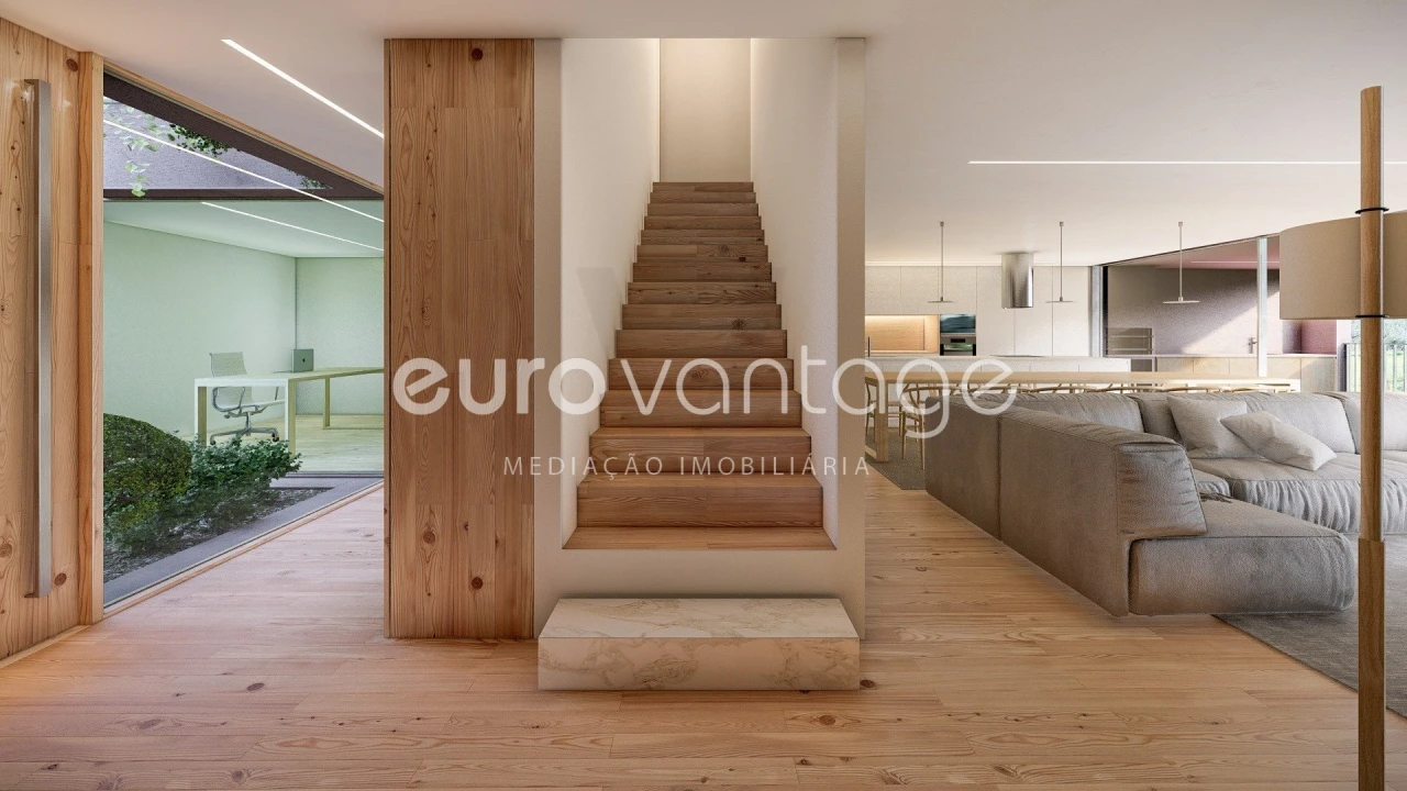 Moradia T4 para Venda em Santiago da Guarda Foto 8