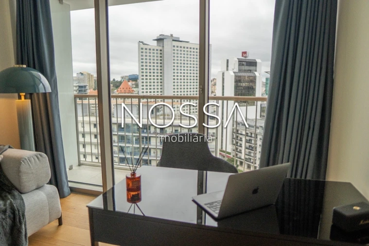 Apartamento T2 para Venda em Campolide Foto 16