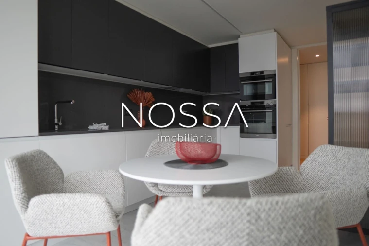 Apartamento T2 para Venda em Campolide Foto 19