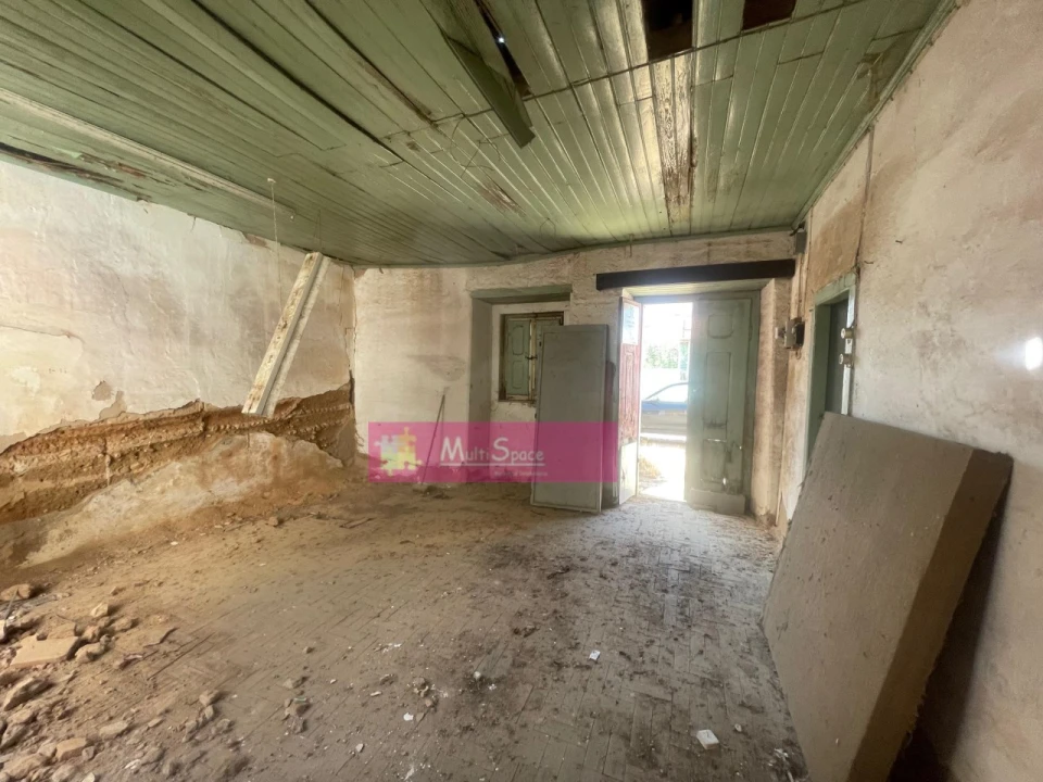 Moradia T2 para Venda em Meia Via Foto 3