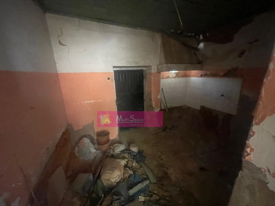 Moradia T2 para Venda em Meia Via Foto 5