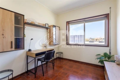 Apartamento T5 para Venda em Espinho