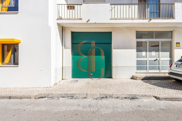 Garagem para Arrendamento em Almeirim Foto 3