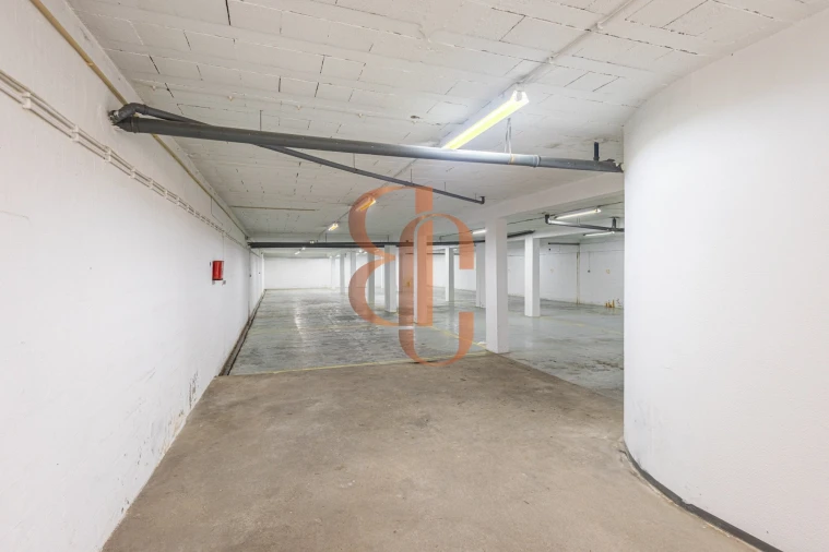 Garagem para Arrendamento em Almeirim Foto 6