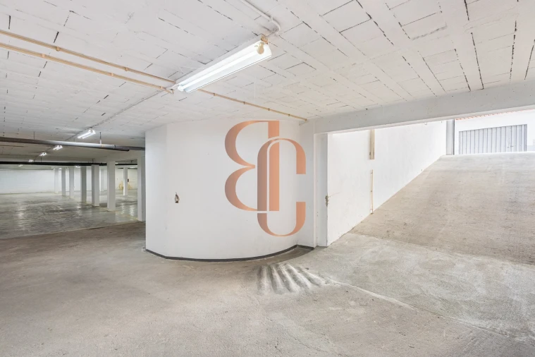 Garagem para Arrendamento em Almeirim Foto 5