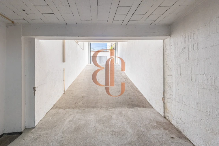 Garagem para Arrendamento em Almeirim Foto 4