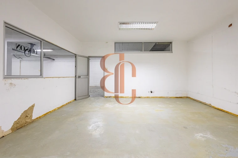 Garagem para Arrendamento em Almeirim Foto 14