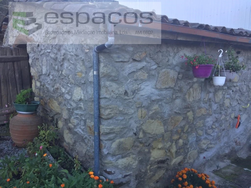 Moradia T4 para Venda em Lavacolhos Foto 9