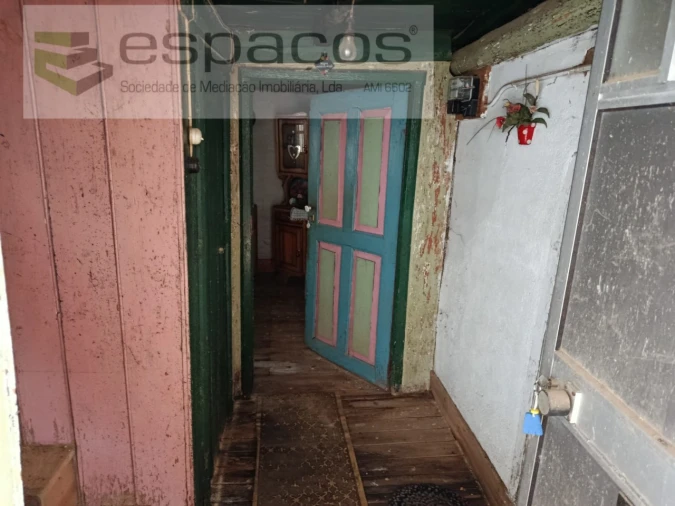 Moradia T2 para Venda em Lavacolhos Foto 2