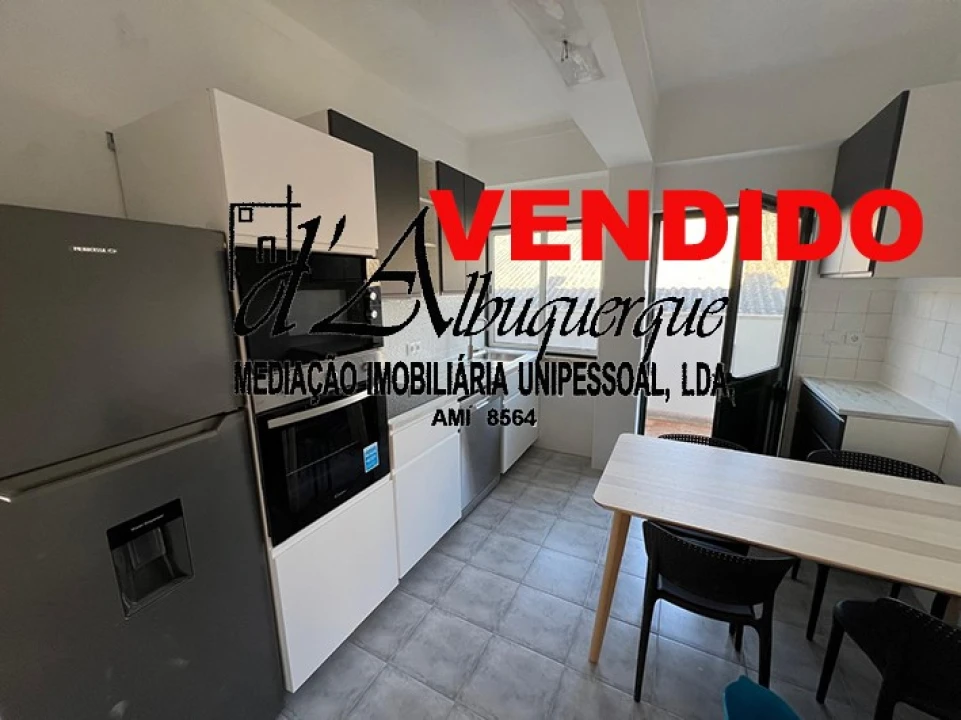 Apartamento T3 para Venda em Ponte de Sor, Tramaga e Vale de Açor Foto 1