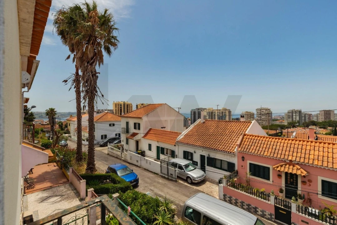 Moradia T4 para Venda em Ajuda Foto 13