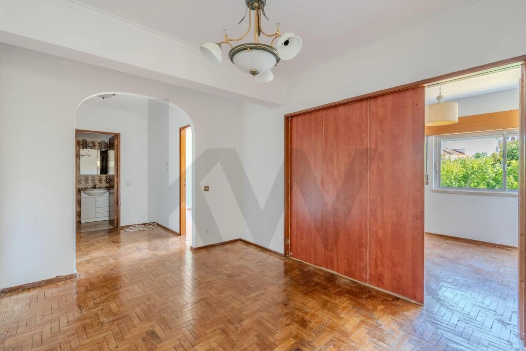 Prédio para Venda em Odivelas Foto 3