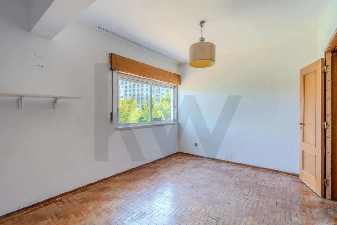 Prédio para Venda em Odivelas Foto 6