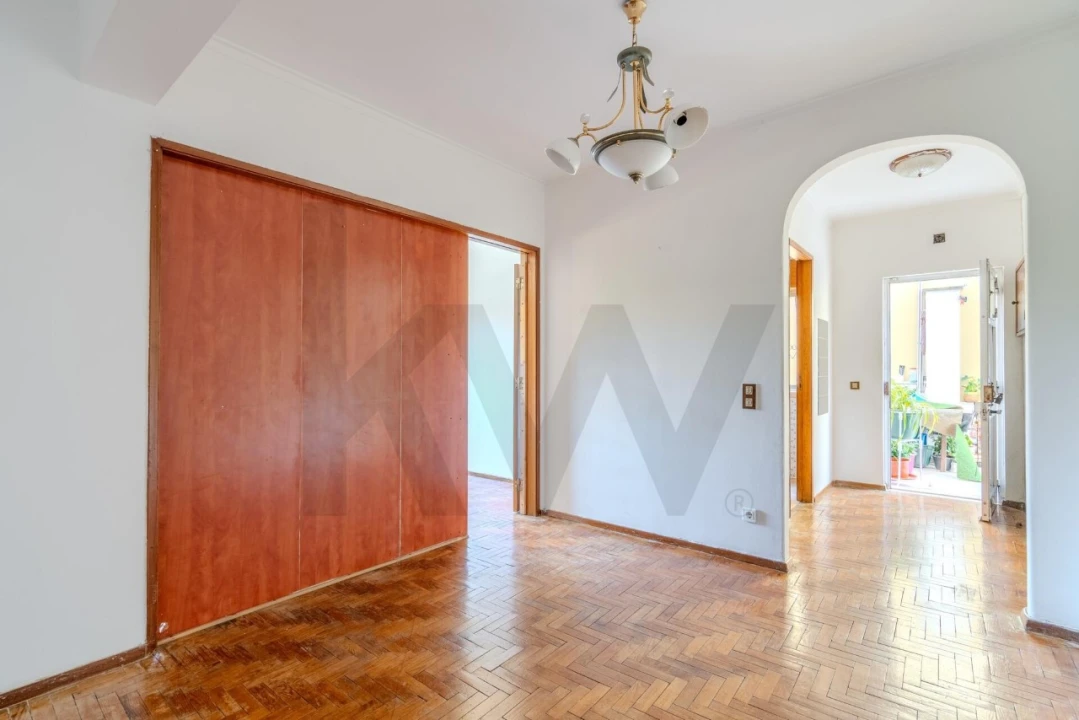 Prédio para Venda em Odivelas Foto 7