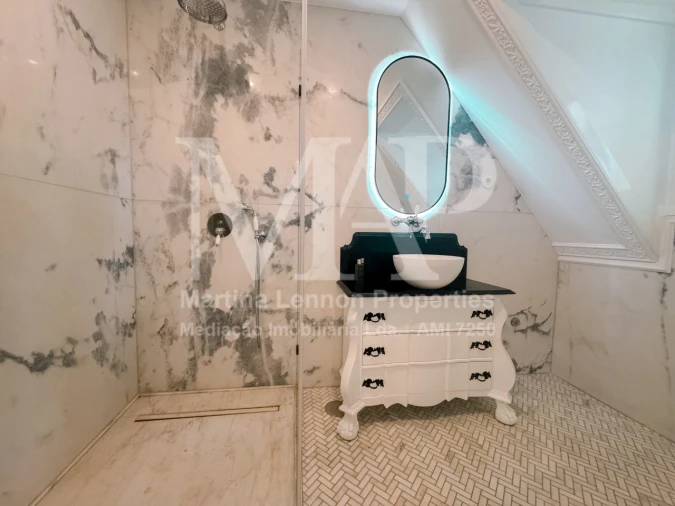 Moradia T6 para Venda em Santa Maria e São Miguel, São Martinho, São Pedro Penaferrim Foto 26